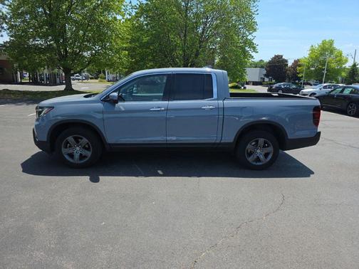 Sonic Gray Pearl 2023 Honda Ridgeline RTL-E