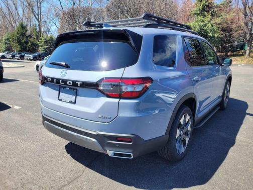 Sonic Gray Pearl 2026 Honda Pilot Elite