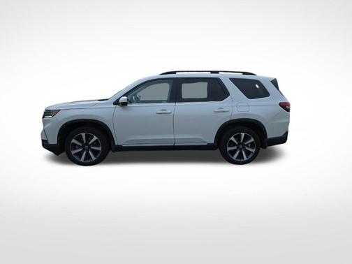 2024 Honda Pilot Touring 8-Passenger