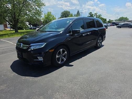 Crystal Black Pearl 2020 Honda Odyssey Touring