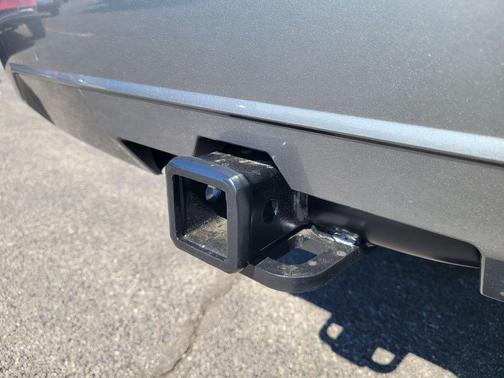 Platinum White Pearl 2026 Honda Pilot TrailSport