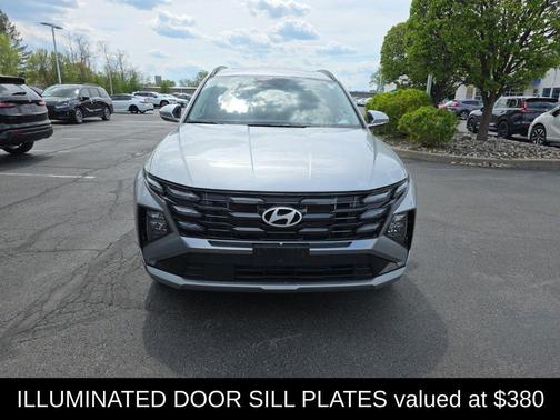 Shimmering Silver 2025 Hyundai TUCSON SEL Convenience