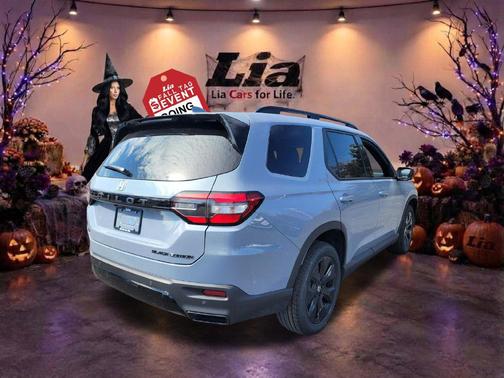 Sonic Gray Pearl 2026 Honda Pilot Black Edition