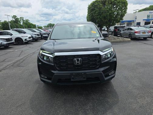 Crystal Black Pearl 2023 Honda Passport AWD EX-L