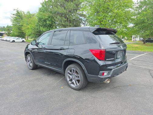 Crystal Black Pearl 2023 Honda Passport AWD EX-L