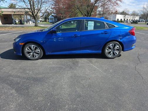 Aegean Blue Metallic 2017 Honda Civic EX-L