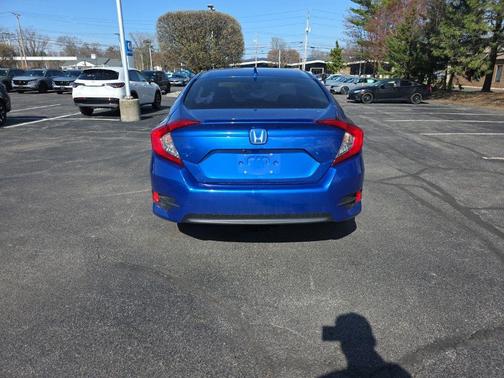 Aegean Blue Metallic 2017 Honda Civic EX-L