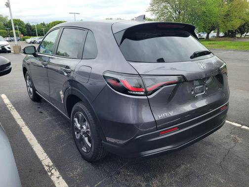 Modern Steel Metallic 2027 Honda HR-V LX