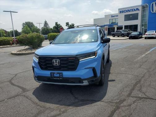 2023 Honda Pilot AWD TrailSport