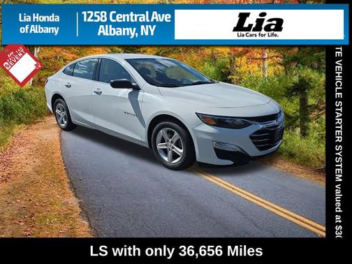 Summit White 2022 Chevrolet Malibu 1LS