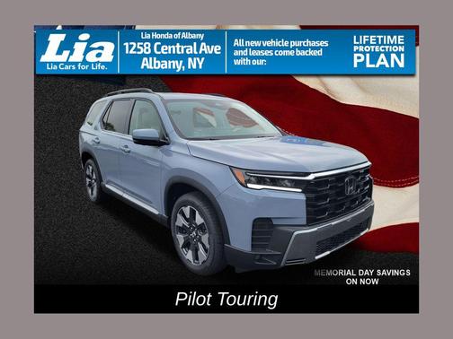 Sonic Gray Pearl 2026 Honda Pilot Touring 8-Passenger