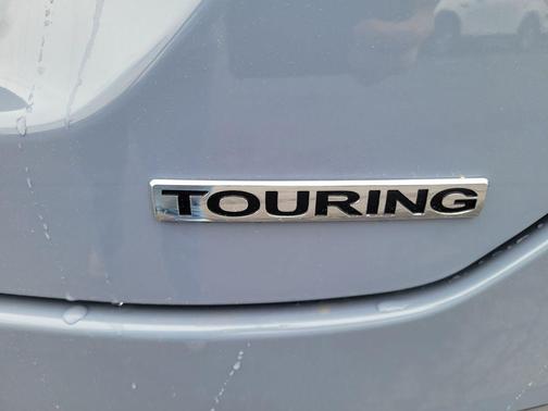Sonic Gray Pearl 2026 Honda Pilot Touring 8-Passenger
