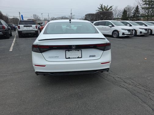 2023 Honda Accord Hybrid Sport-L