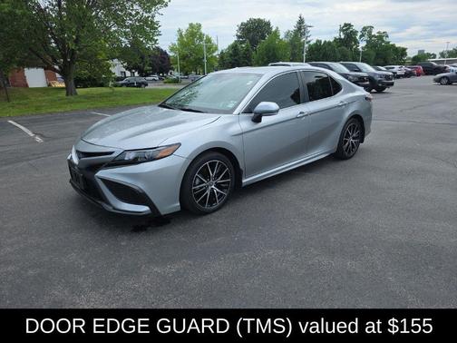 Celestial Silver Metallic 2024 Toyota Camry Hybrid SE