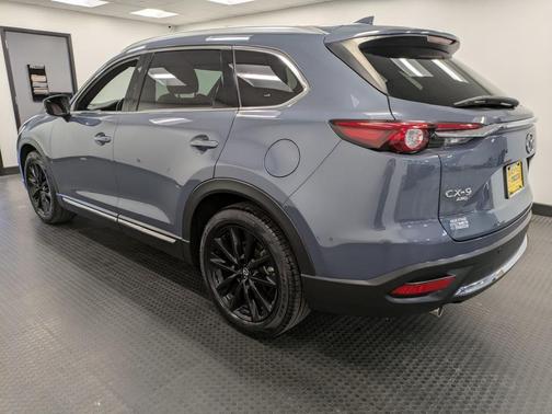 2023 Mazda CX-9 Carbon Edition