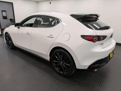 2024 Mazda Mazda3 Premium Plus