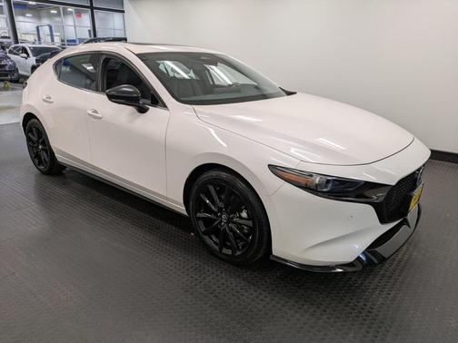 2024 Mazda Mazda3 Premium Plus