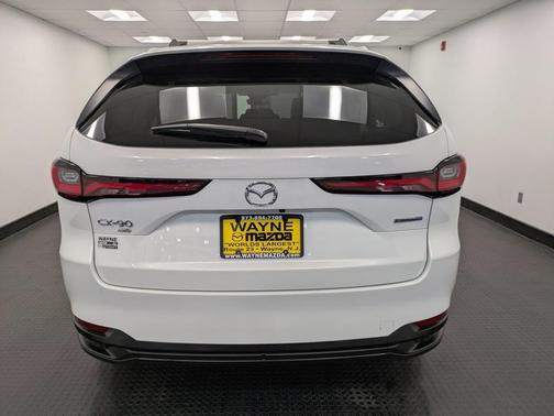 2024 Mazda CX-90 PHEV Preferred
