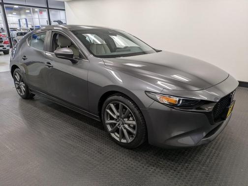 2022 Mazda Mazda3 FWD w/Preferred Package