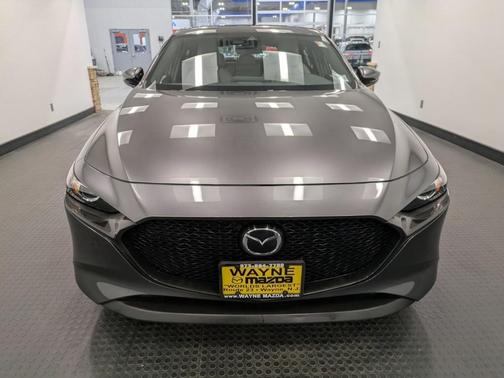 2022 Mazda Mazda3 FWD w/Preferred Package