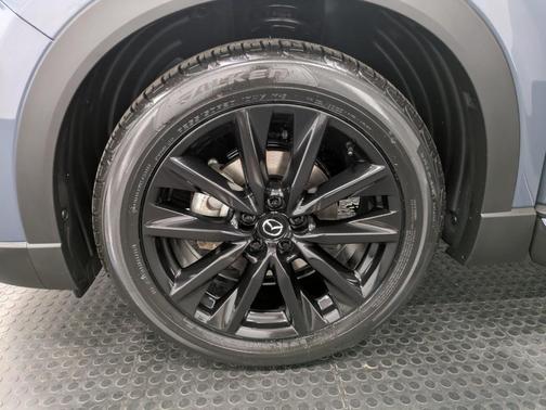 2023 Mazda CX-9 Carbon Edition