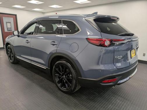 2023 Mazda CX-9 Carbon Edition