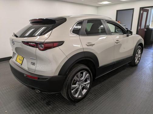 2022 Mazda CX-30 2.5 S Select Package