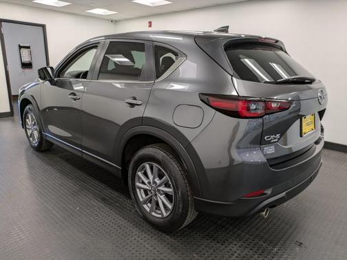 2023 Mazda CX-5 2.5 S Preferred Package