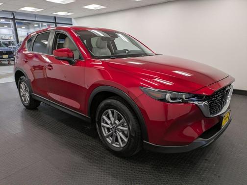 2022 Mazda CX-5 2.5 S Preferred Package