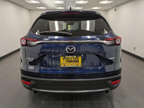 2022 Mazda CX-9 Touring Plus