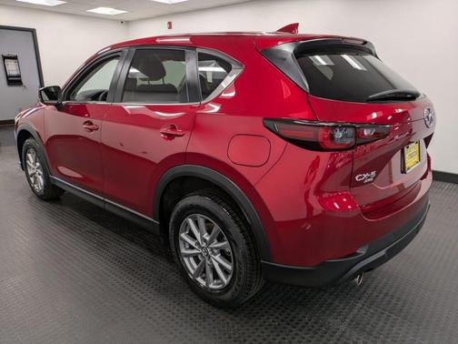 2022 Mazda CX-5 2.5 S Preferred Package