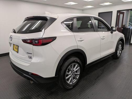 2022 Mazda CX-5 2.5 S Preferred Package
