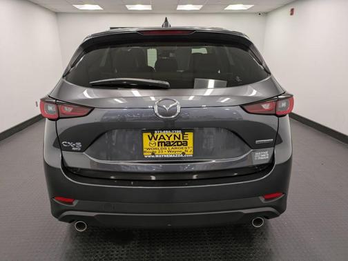 2022 Mazda CX-5 2.5 S Preferred Package