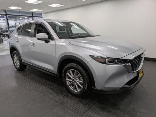 2023 Mazda CX-5 2.5 S Preferred Package