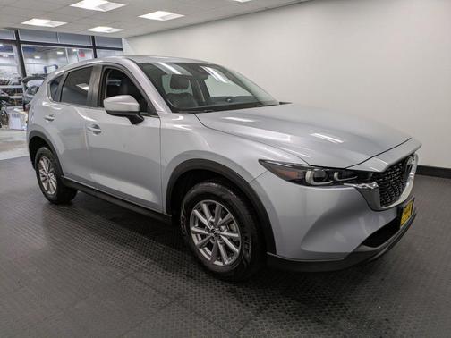 2023 Mazda CX-5 2.5 S Preferred Package