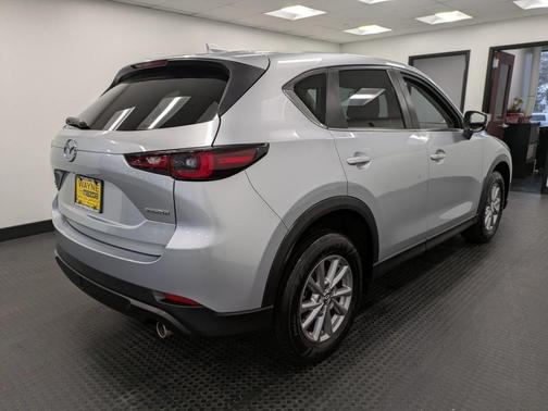 2023 Mazda CX-5 2.5 S Preferred Package