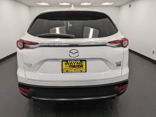 2022 Mazda CX-9 Touring Plus