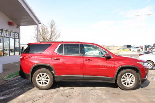 2021 Chevrolet Traverse LT Cloth