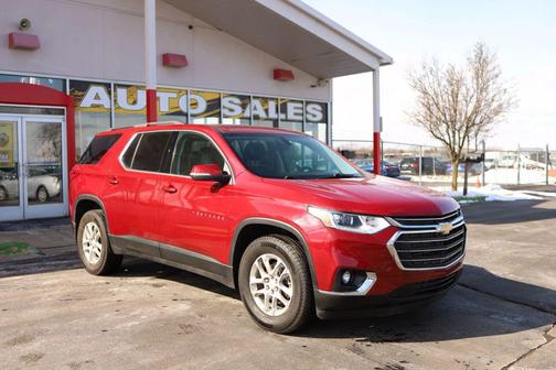 2021 Chevrolet Traverse LT Cloth