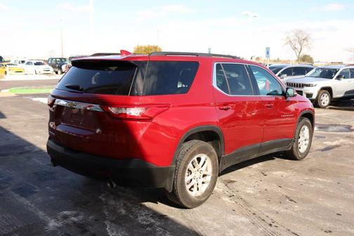 2021 Chevrolet Traverse LT Cloth