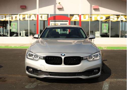 2018 BMW 320 i