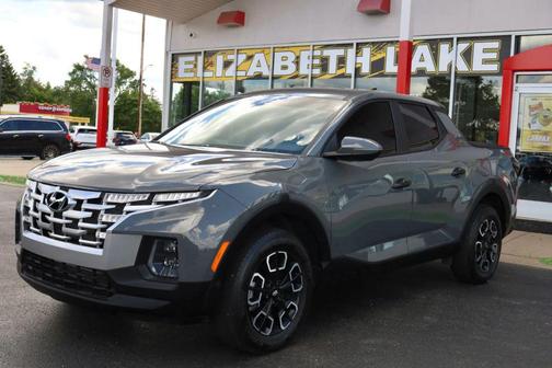 Gray 2024 Hyundai SANTA CRUZ SEL
