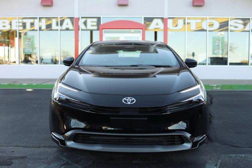 2024 Toyota Prius XLE