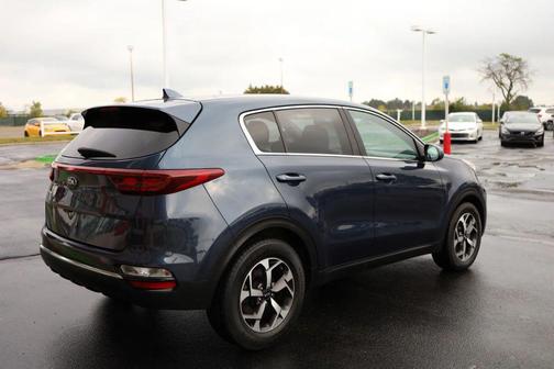 2022 Kia Sportage LX