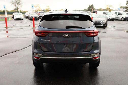 2022 Kia Sportage LX