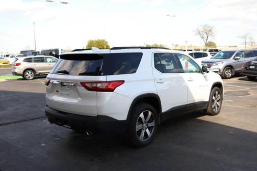 White 2020 Chevrolet Traverse LT Leather