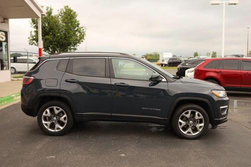Gray 2018 Jeep Compass Limited