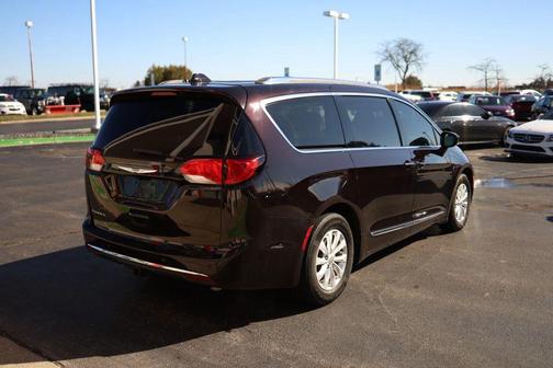 Burgundy 2019 Chrysler Pacifica Touring L