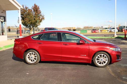 2019 Ford Fusion Hybrid SEL
