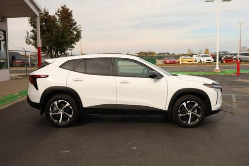 2025 Chevrolet Trax FWD 1RS